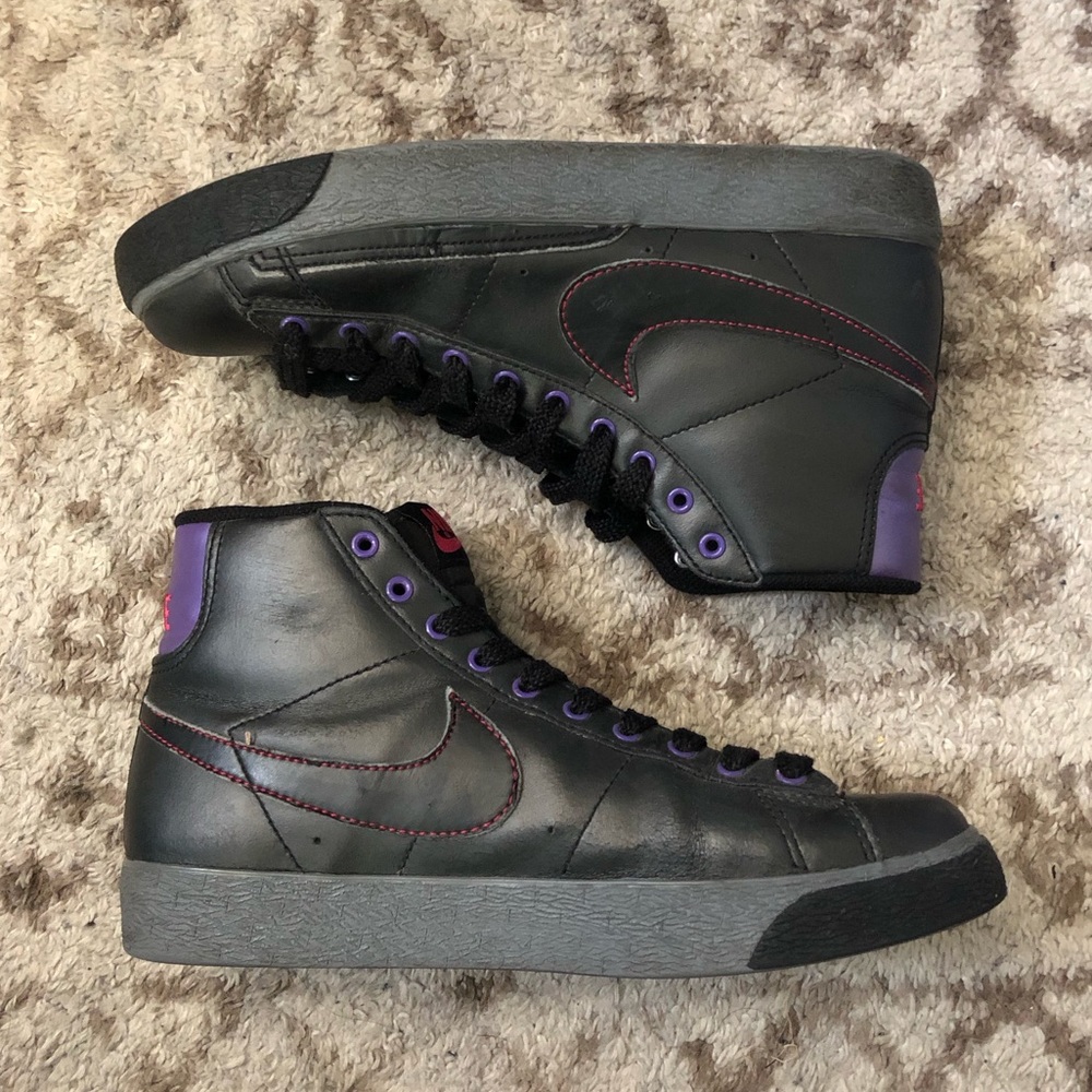 Black Nike Blazer Mids